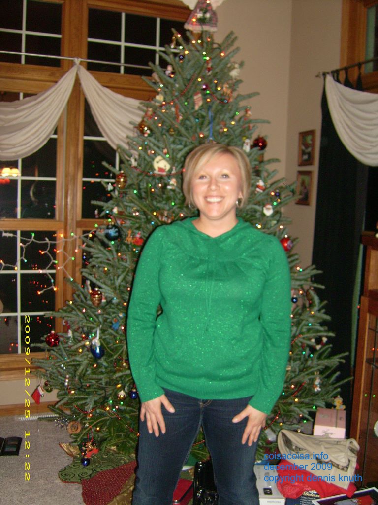 2009_12_25_xmas_portraits_kelly_006.jpg (large)