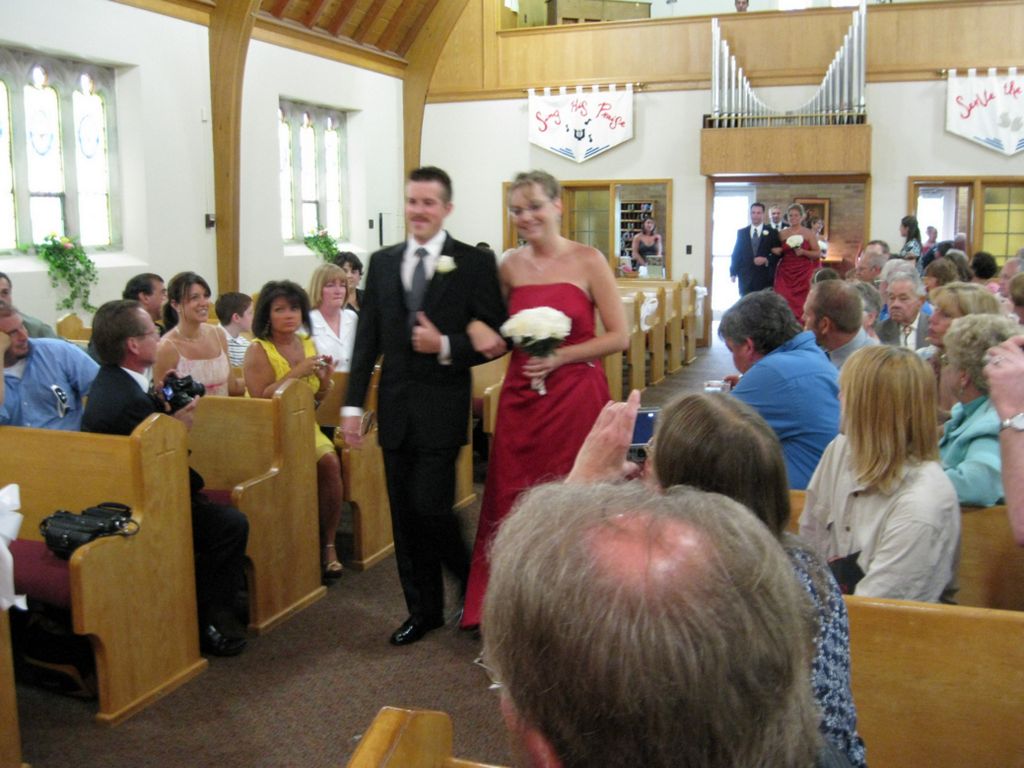 07_04_wedding_a_enter_00.jpg (large)