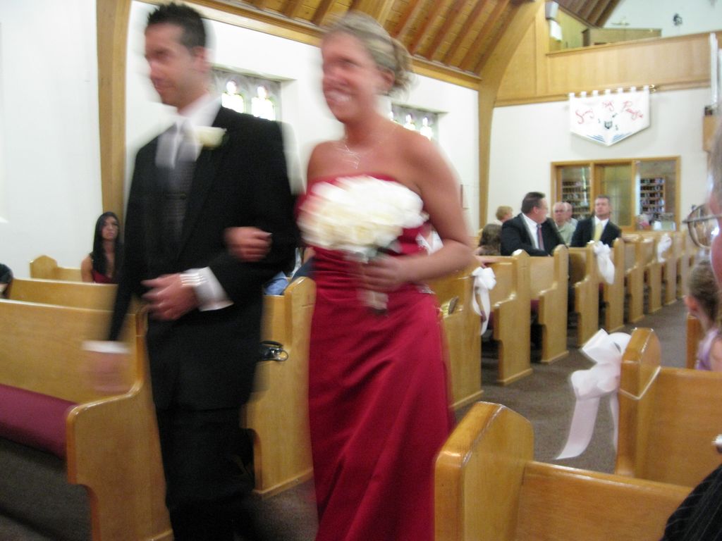 07_04_wedding_a_enter_01.jpg (large)