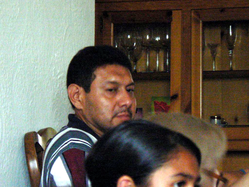 2007_0602_raphael_grad_20.jpg (large)