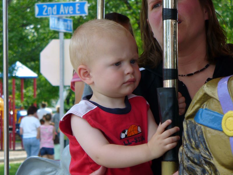 2007_06_09_kelsy_and_jared_durand_days_012.jpg (large)