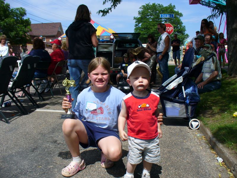 2007_06_09_kelsy_and_jared_durand_days_023.jpg (large)