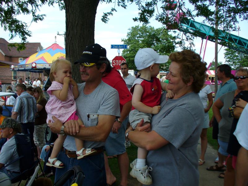 2007_06_09_kelsy_and_jared_durand_days_029.jpg (large)