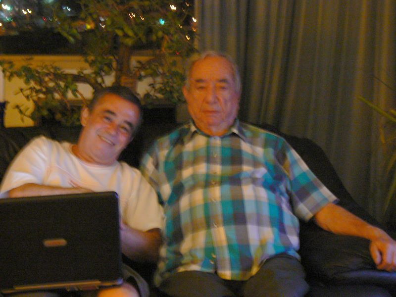 2007_11_11_muscioandhelton.jpg (large)