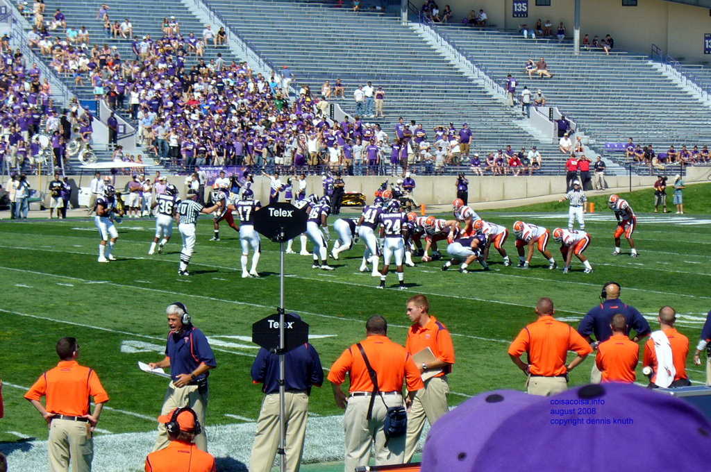 Northwestern Wildcats versus the Syracuse Orange