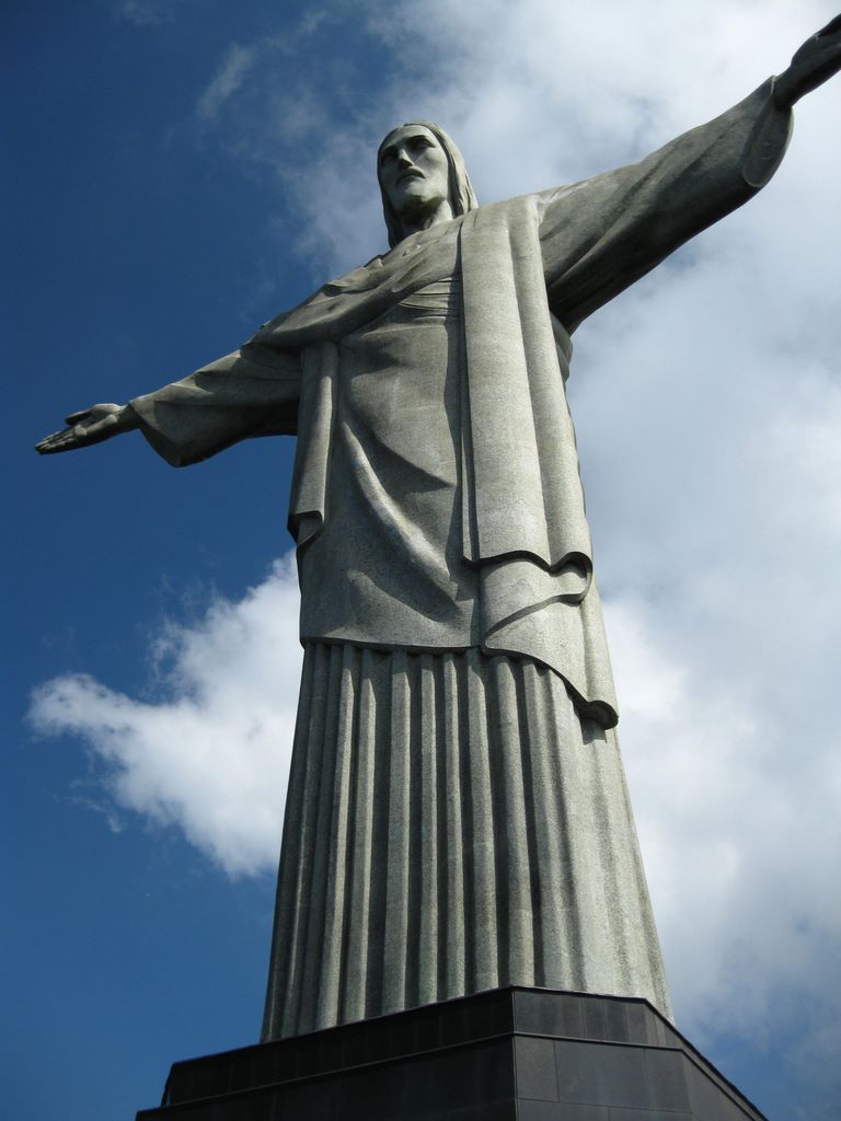 The sun shines on the redeemer