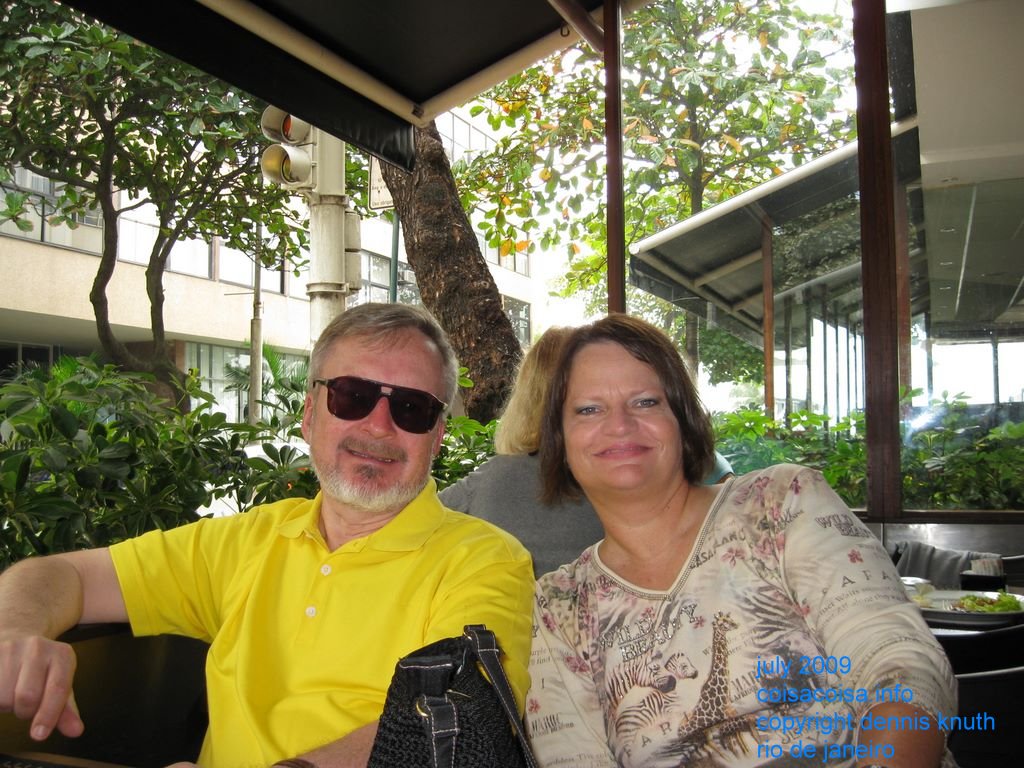 Flash duplicate of Sherri and Dennis