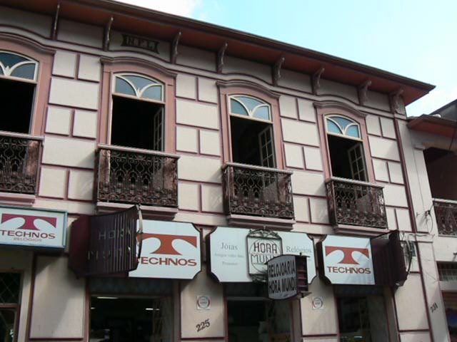 Historic Oliviera storefonts