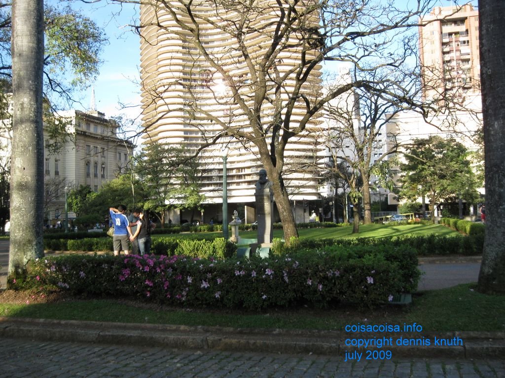 Oscar Niemeyer Belo Horizonte Building in 2009