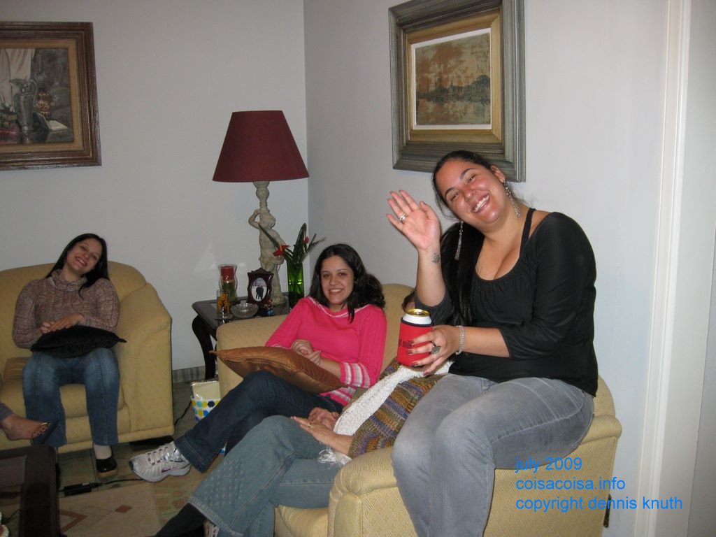 Vivianne waves hello from Belo