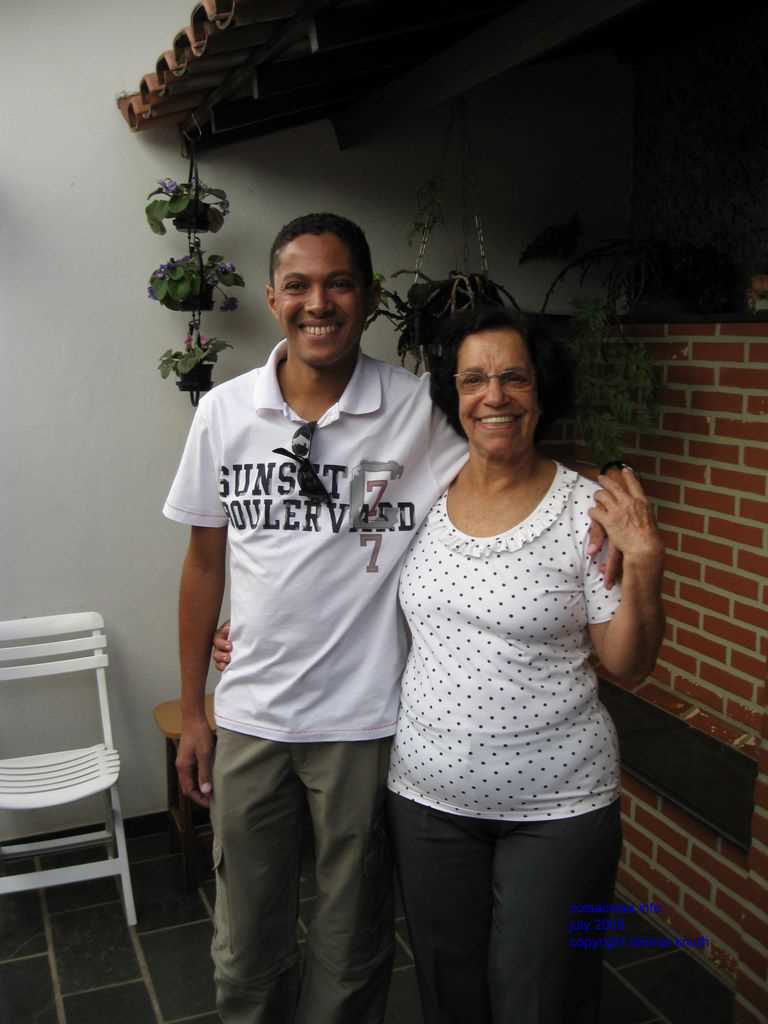 2009_07_18_a_partyday_10.jpg (large)