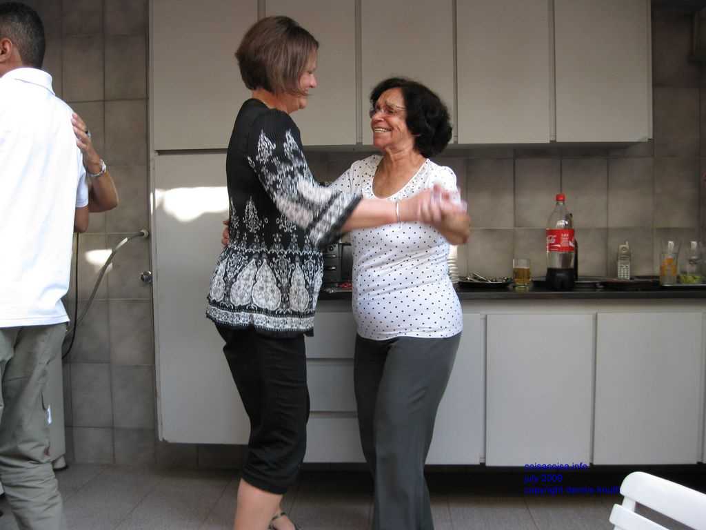 2009_07_18_a_partyday_44.jpg (large)