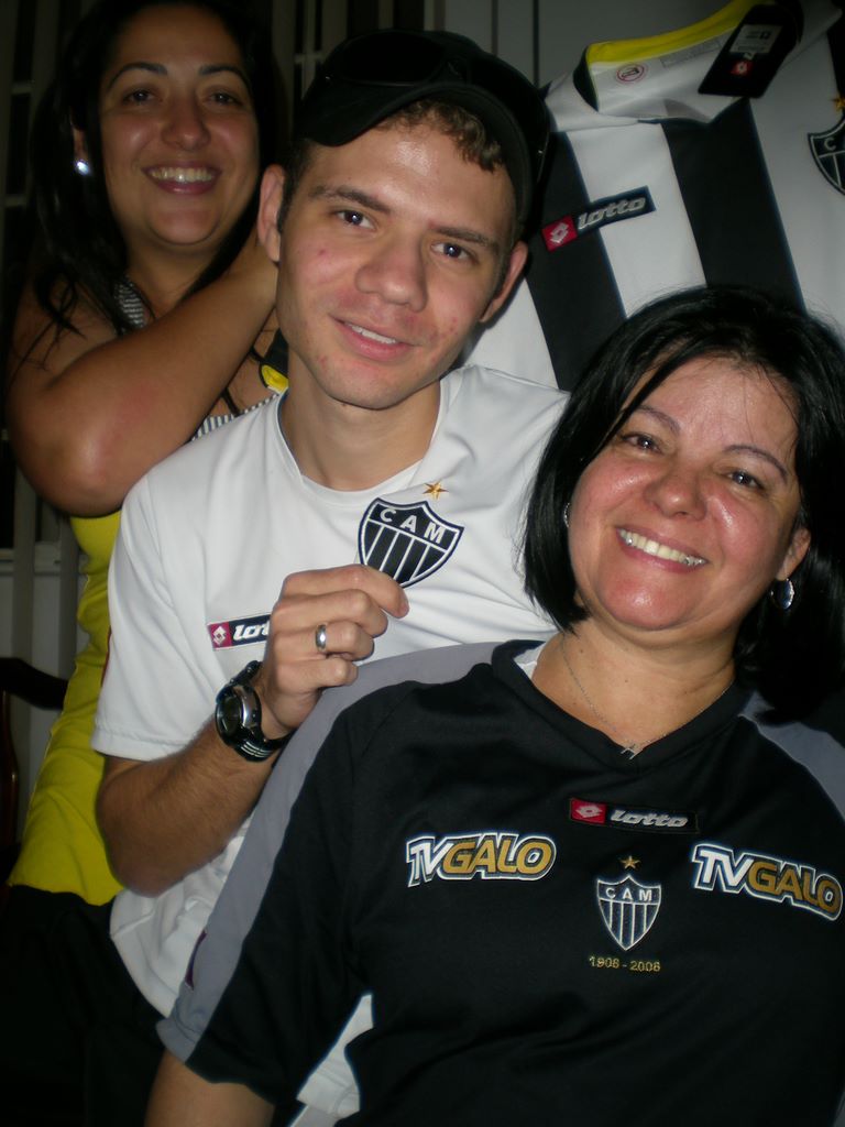 2009_07_18_d_partynight_10.jpg (large)