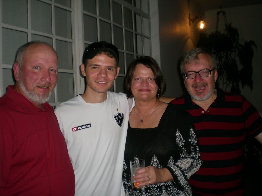 2009_07_18_d_partynight_20.jpg (large)