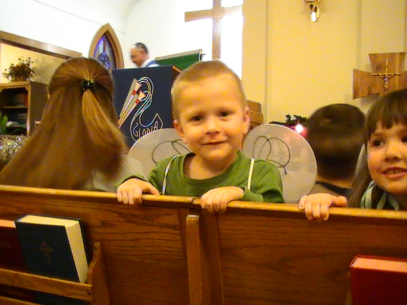 2009_12_13_jared_church_xmas_08.jpg (large)