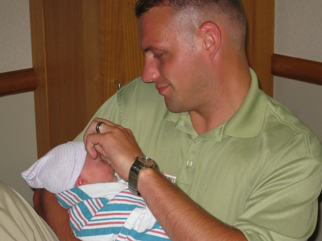 2010_07_28_coliin_moore_birth_bday_29.jpg (large)