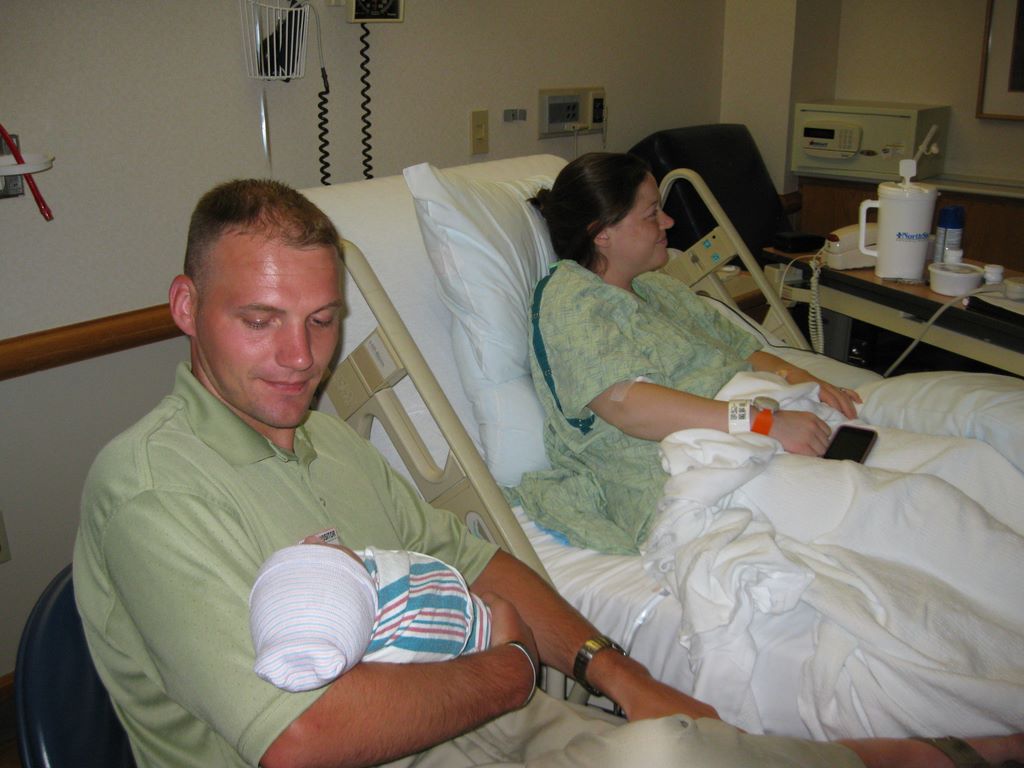 2010_07_28_coliin_moore_birth_bday_32.jpg (large)