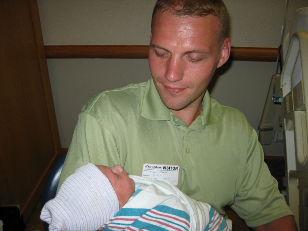 2010_07_28_coliin_moore_birth_bday_33.jpg (large)