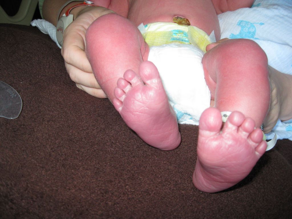 2010_07_28_coliin_moore_birth_bday_34.jpg (large)