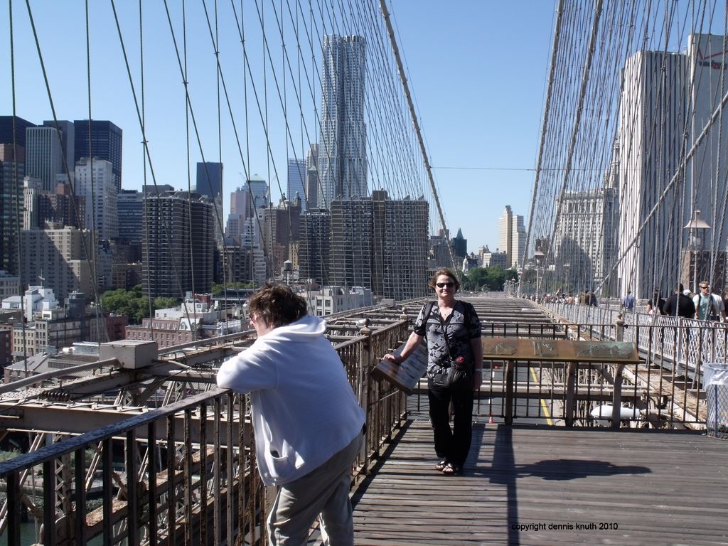 Sherri and the Brookly Bridge (large)