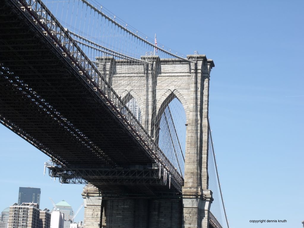 Brooklyn Bridge from the Circle Line (large)