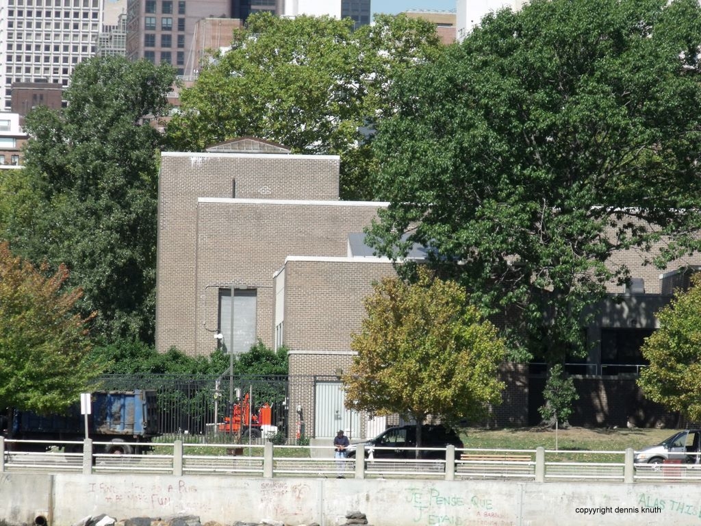 2010_09_21_circle_line_28.jpg (large)