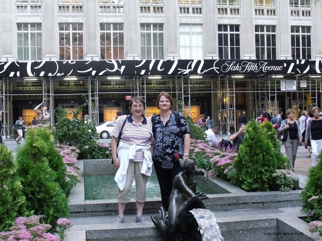 2010_09_21_rockefeller_plaza_06.jpg (large)