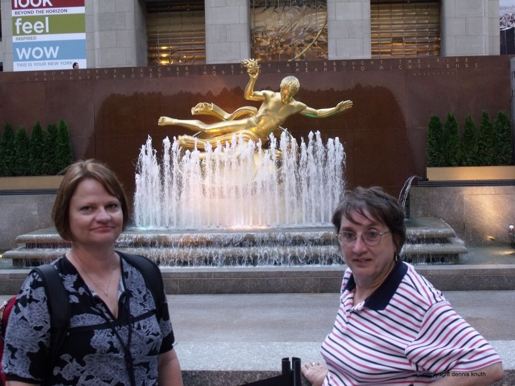 2010_09_21_rockefeller_plaza_08.jpg (large)