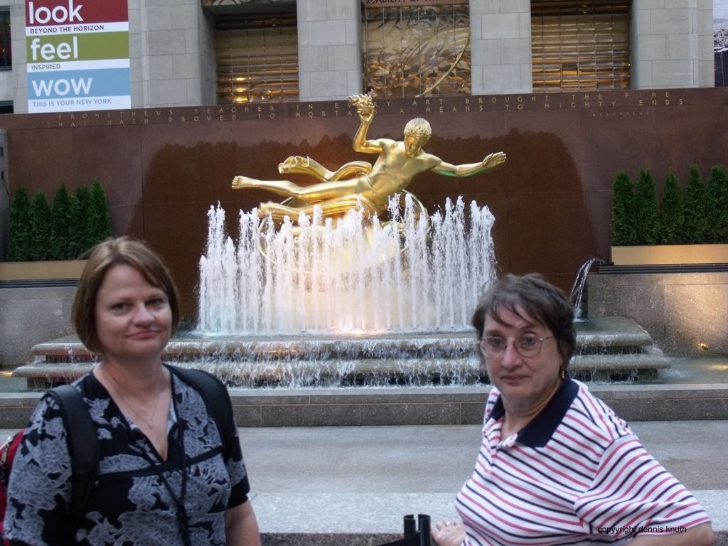 2010_09_21_rockefeller_plaza_09.jpg (large)