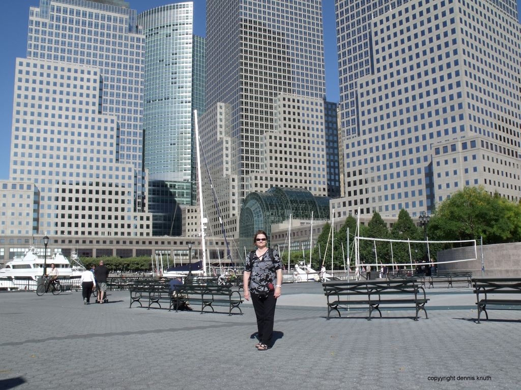 2010_09_21_world_fin_ctr_14.jpg (large)