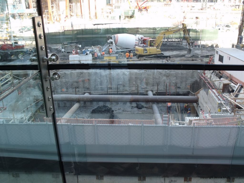 2010_09_21_world_trade_ctr_01.jpg (large)