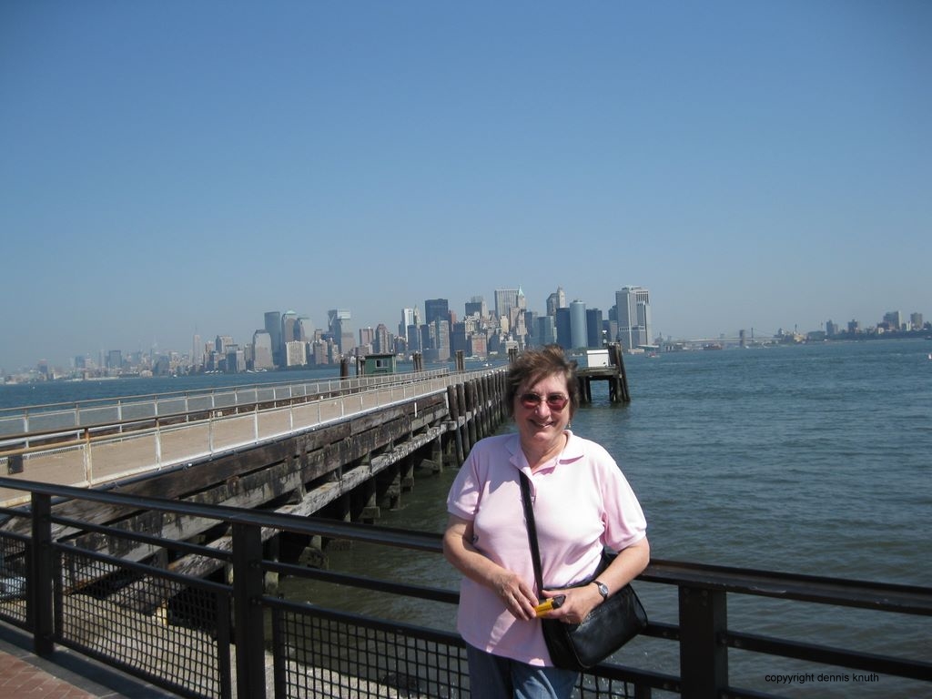 2010_09_22_liberty_island_03.jpg (large)