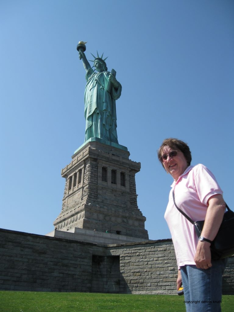2010_09_22_liberty_island_04.jpg (large)