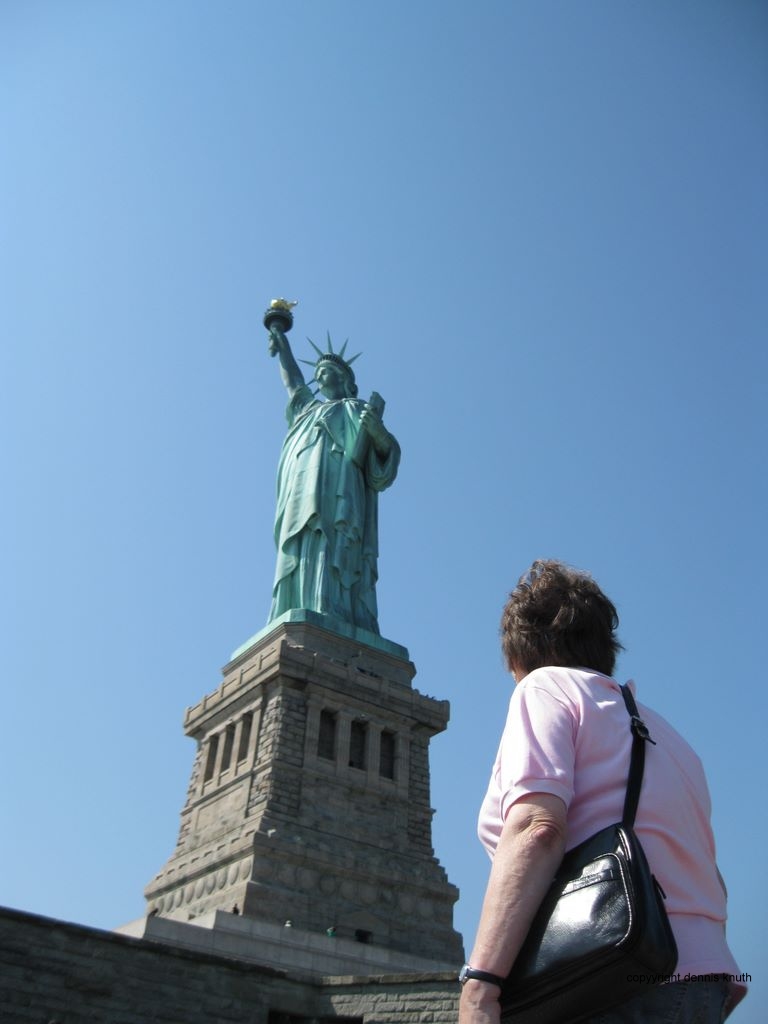 2010_09_22_liberty_island_05.jpg (large)