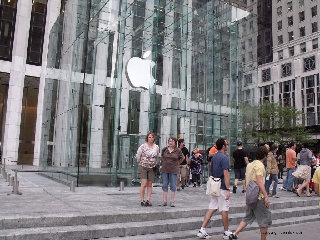 2010_09_23_5th_ave_01.jpg (large)