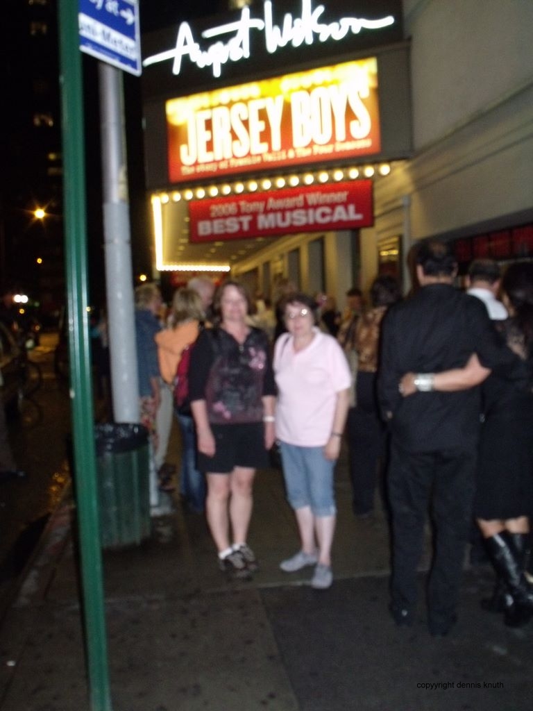 2010_10_22_jersey_boys_bway_07.jpg (large)