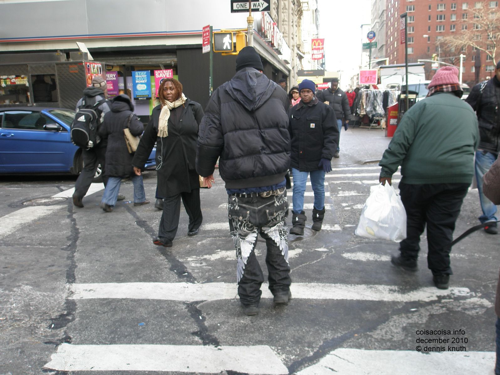 Amusing New Yorking Garment During the Christmas Season