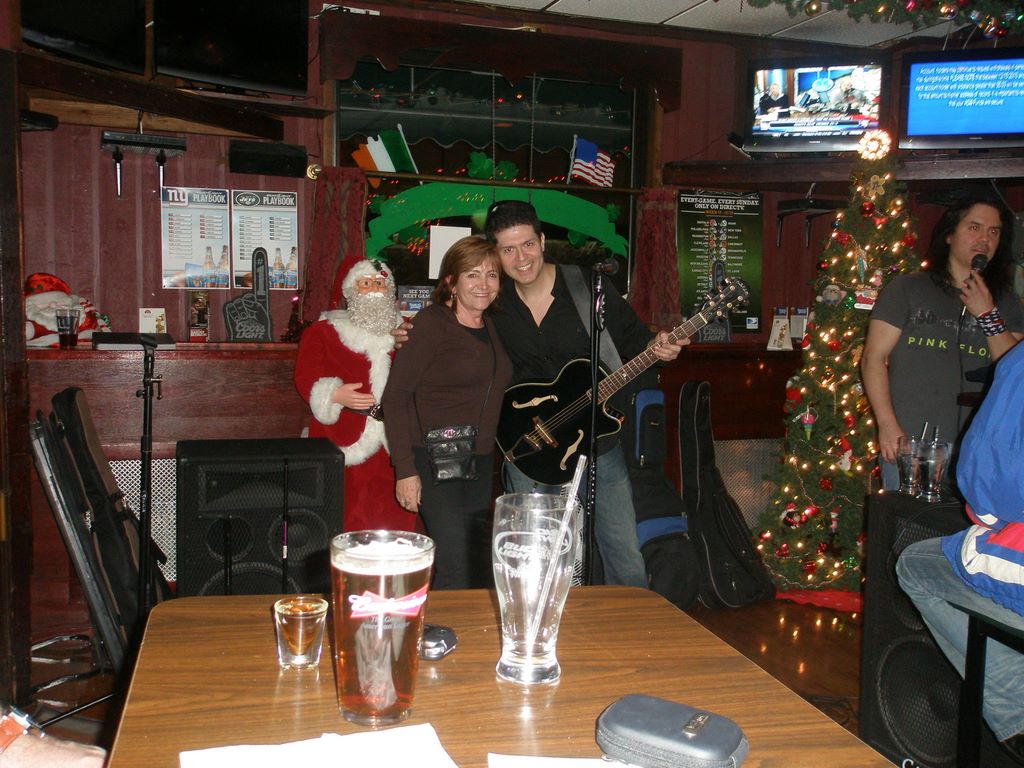 Lisette with guitar player at Cassidy's