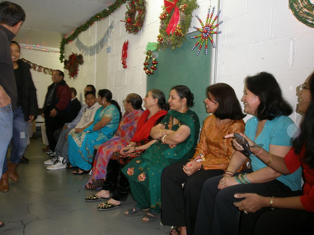 2010_12_19_elmhurst_party_ny_005.jpg (large)