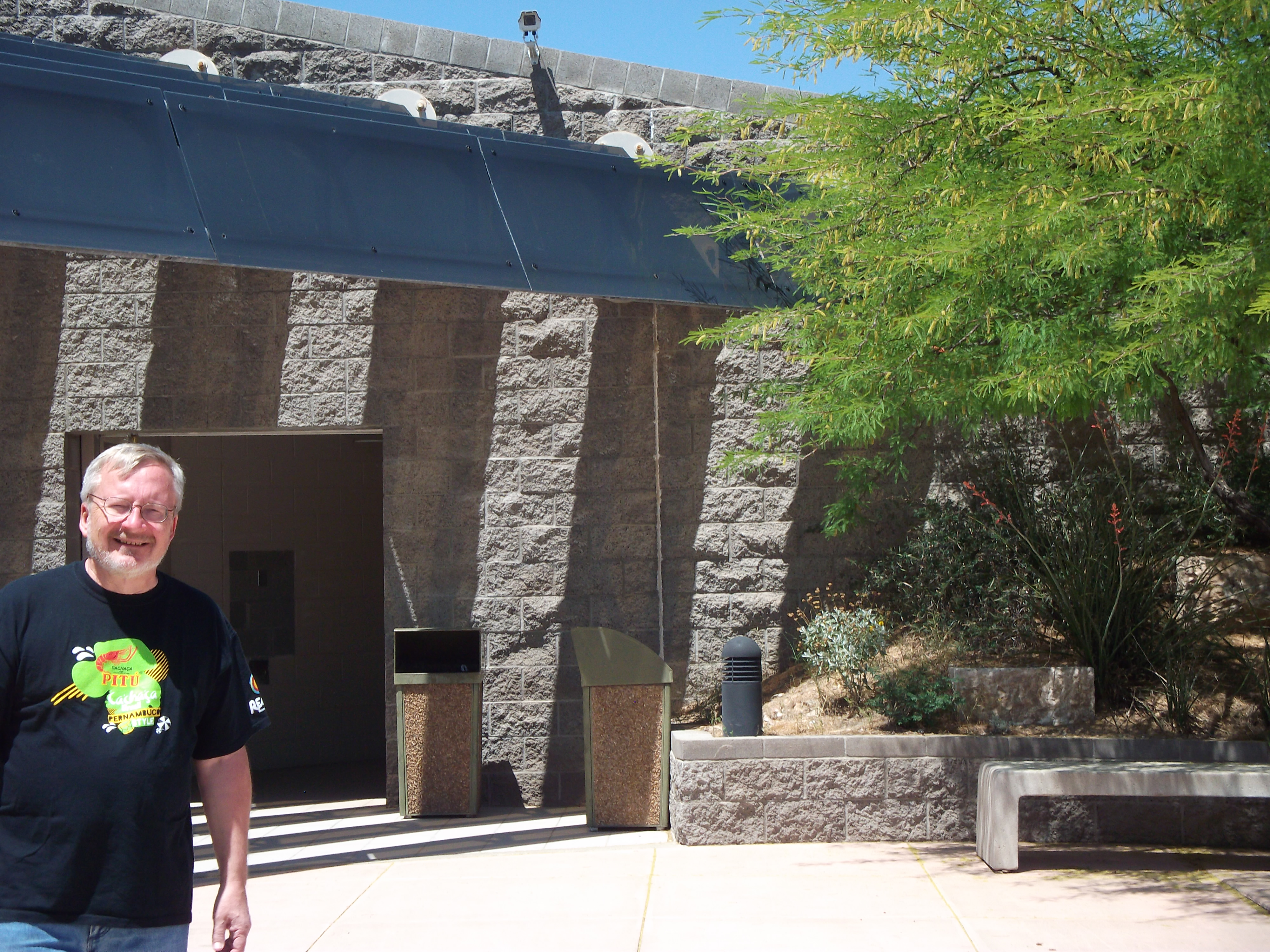 Dennis Knuth of New York in Arizona