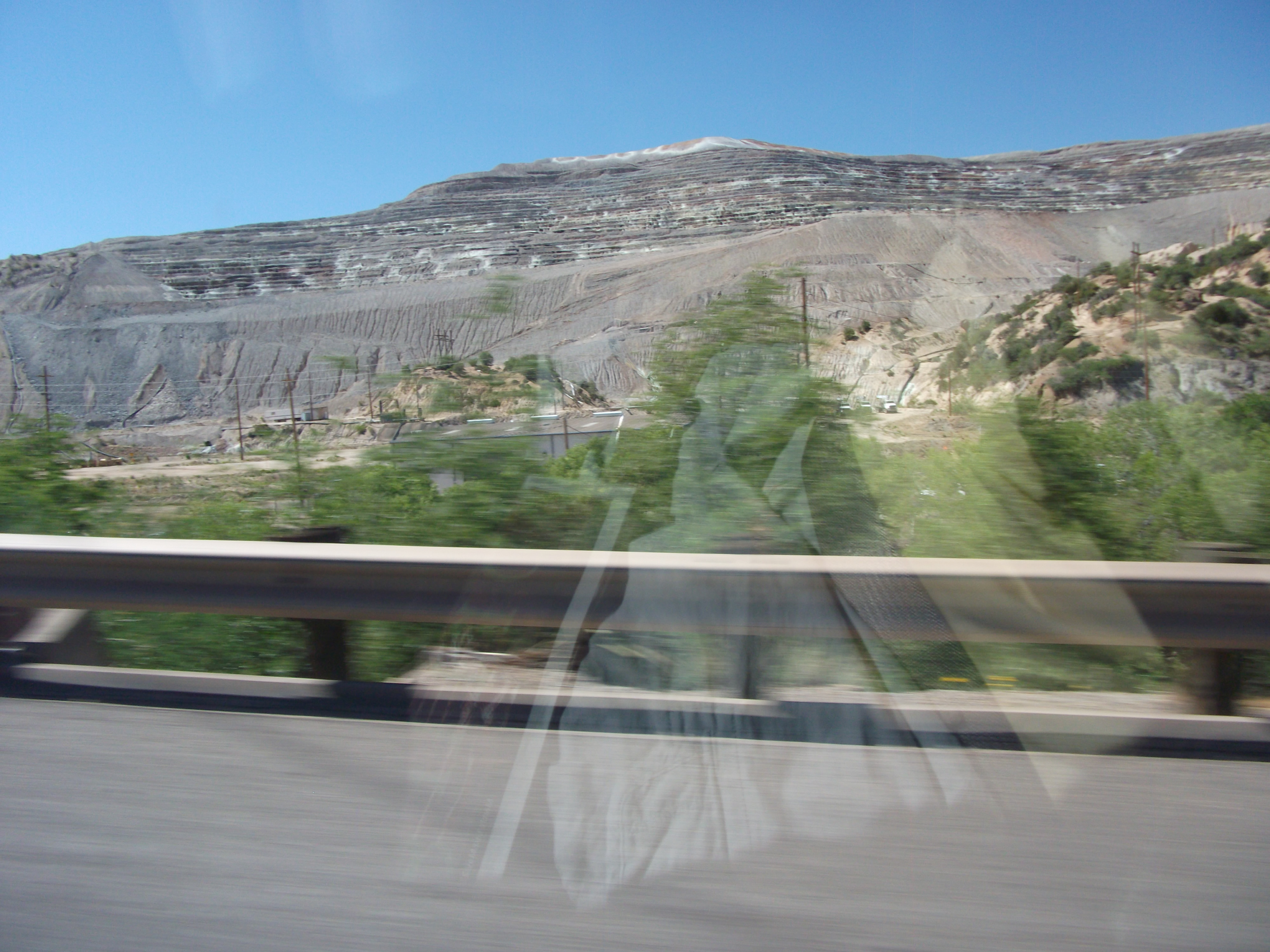 2012_05_01_globe_miami_sk_0008.jpg (large)