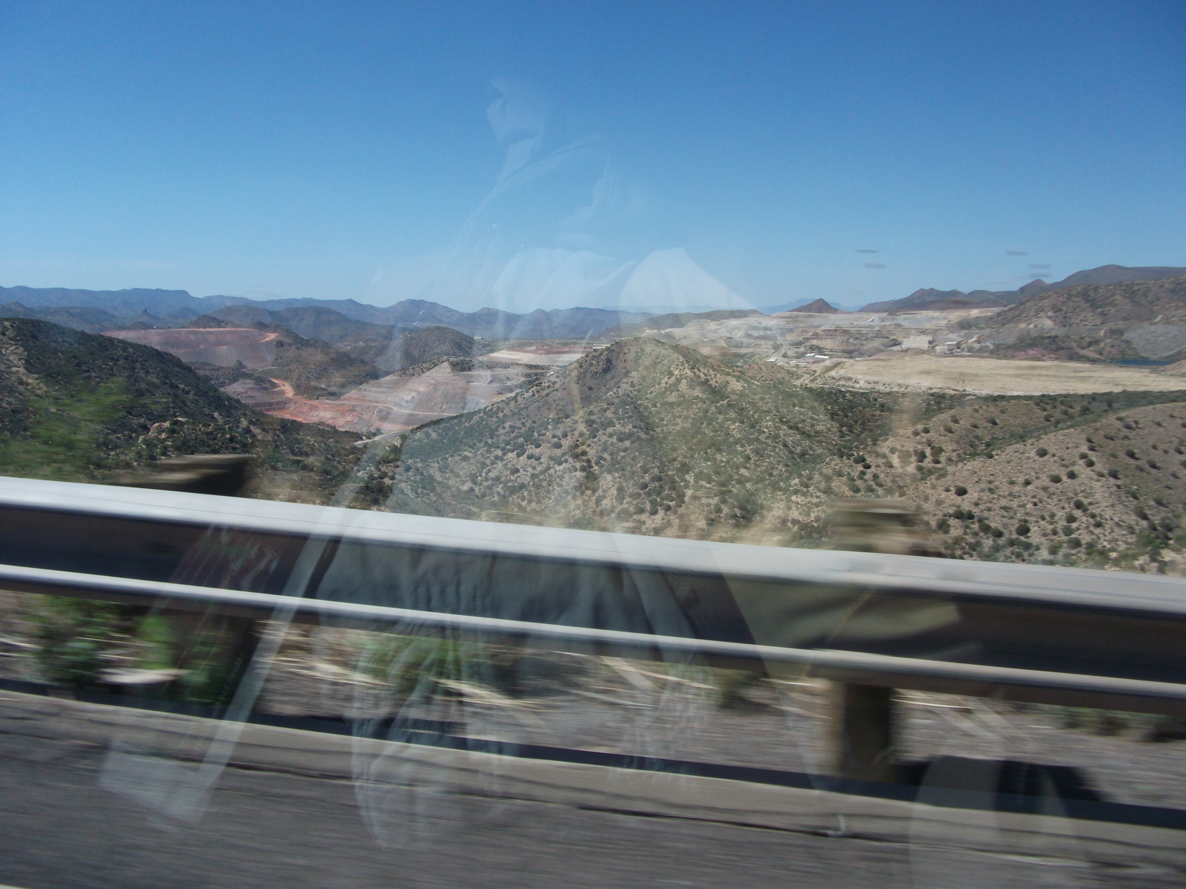 2012_05_01_globe_miami_sk_0019.jpg (large)