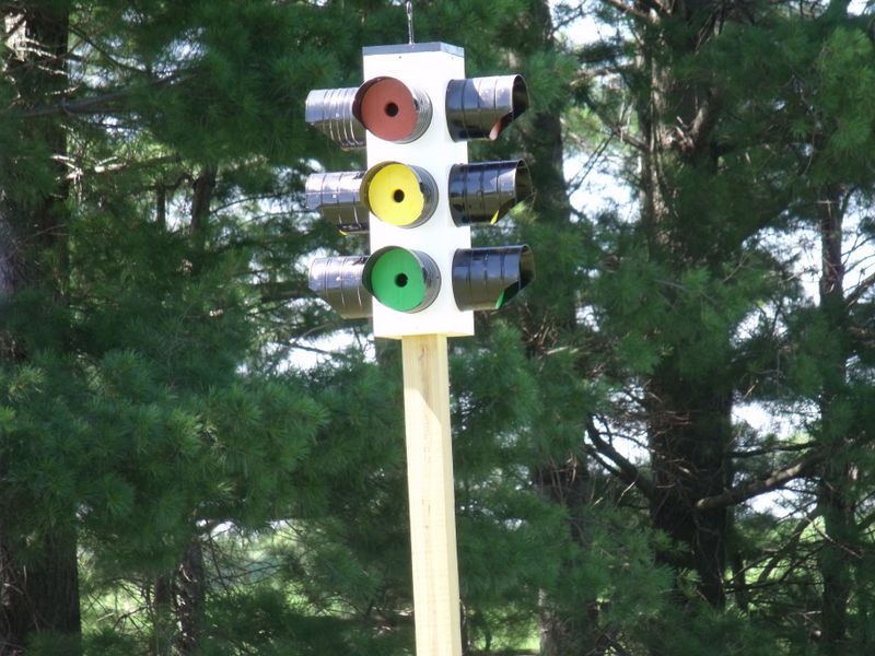 Stop Light Bird House