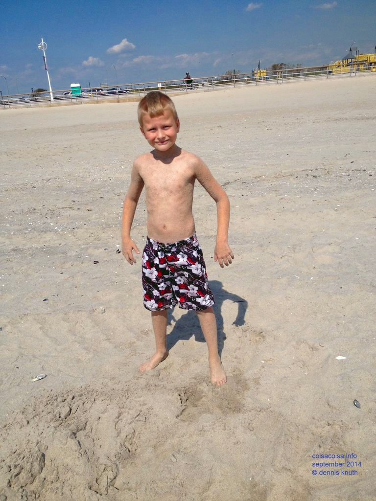 2014_09_18_beach_k_iphone_0044.jpg (large)