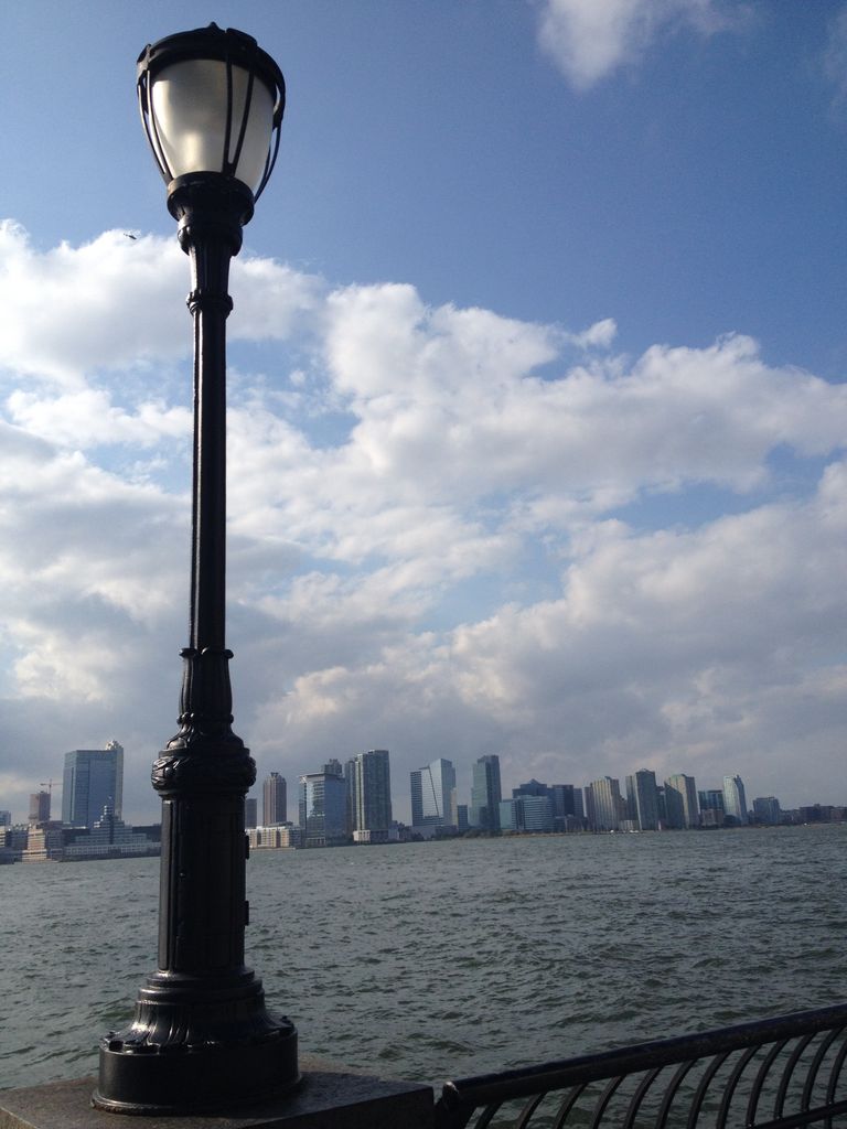 2014_09_20_k_iphone_trade_113.jpg (large)