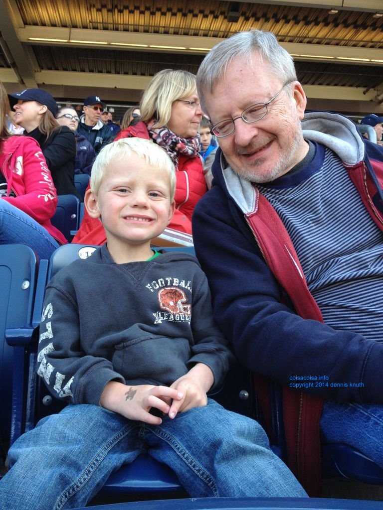 
2014_04_26_colin_and_justin_ny_yankees_img_0011.jpg (large)