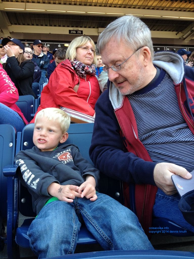 
2014_04_26_colin_and_justin_ny_yankees_img_0014.jpg (large)