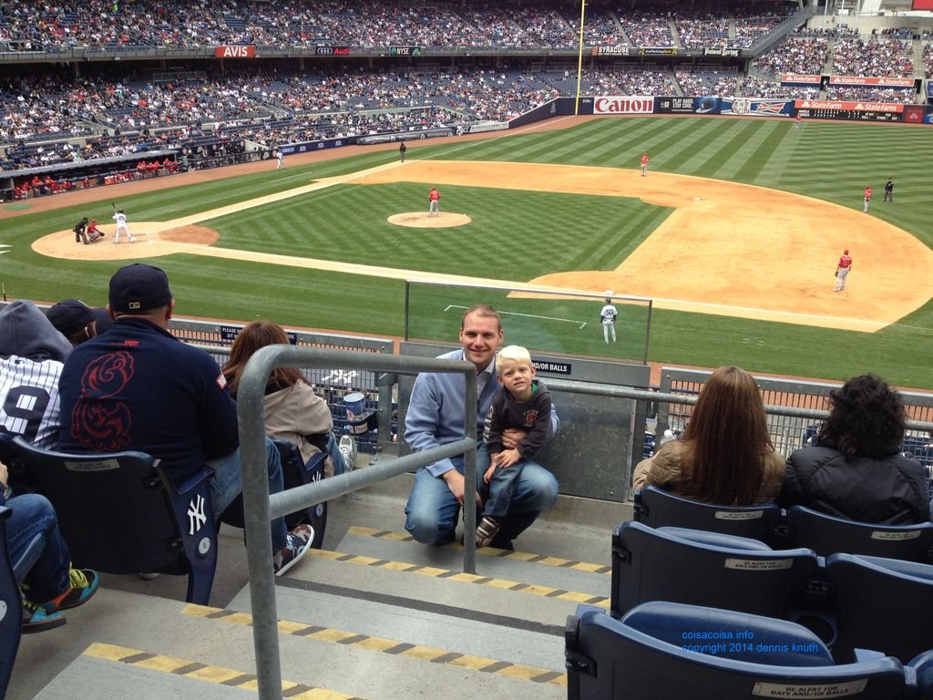
2014_04_26_colin_and_justin_ny_yankees_img_0021.jpg (large)