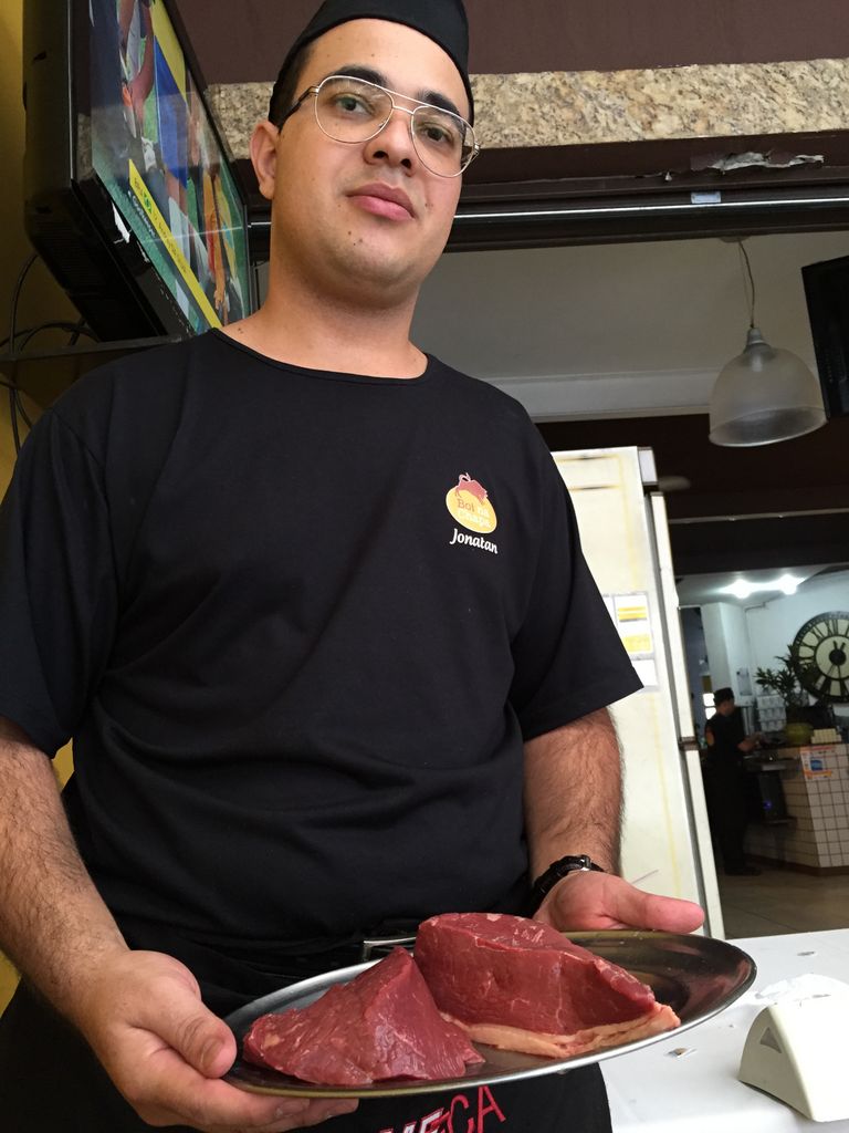 The waiter and his meat