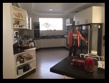 Kitchen with a maid in Brasil